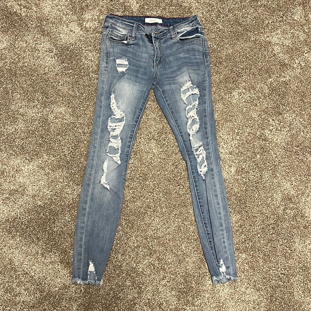 Skinny jeans